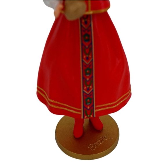 Hallmark Keepsake Ornament Barbie (Russian Barbie) Dolls of the World Series #4 - Picture 7 of 10